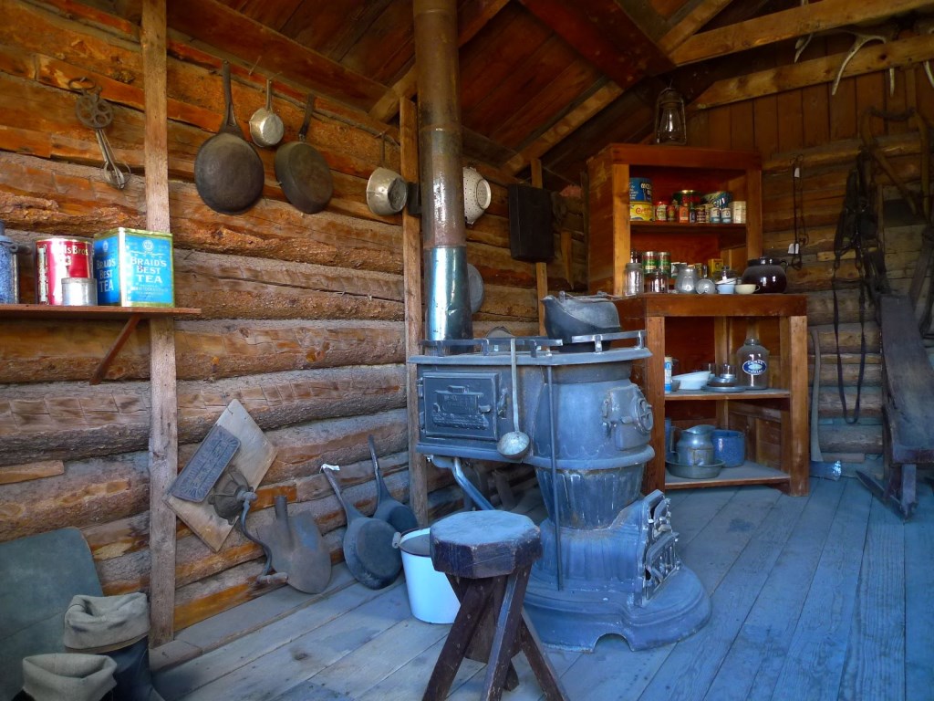 whitehorse08.jpg