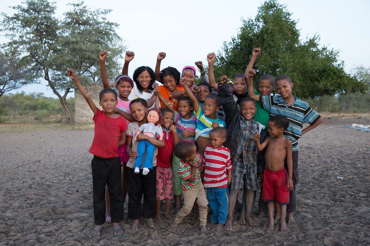 014_Children_Doupost.jpg
